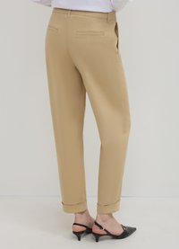 Calliope Chino - beige