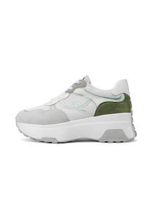 Queen Helena, Sneakers basse - verde