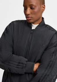 adidas Originals Giacca invernale - schwarz