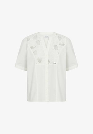 Bluza albă cu mâneci scurte, nasturi în față, decolteu în V și modele decupate din dantelă pe partea superioară din față și pe umeri.