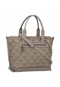 Sac fourre-tout en cuir perforé beige avec des poignées doubles, une bandoulière amovible et une poche zippée à l'avant. Motif en losanges texturé sur l'ensemble.