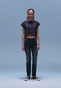 Thumbnail Image 2