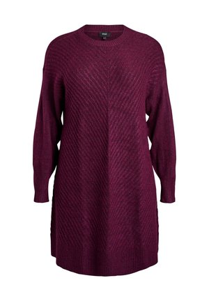 Bordeaux oversized trui met geribbelde textuur en een diagonaal patroon, met lange mouwen en een ronde halslijn.