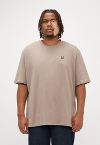 Lyle & Scott Jednoduché tričko - heritage taupe