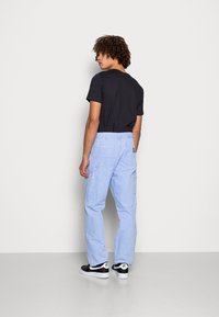 Carhartt WIP DOUBLE KNEE PANT - Calças - icy water faded