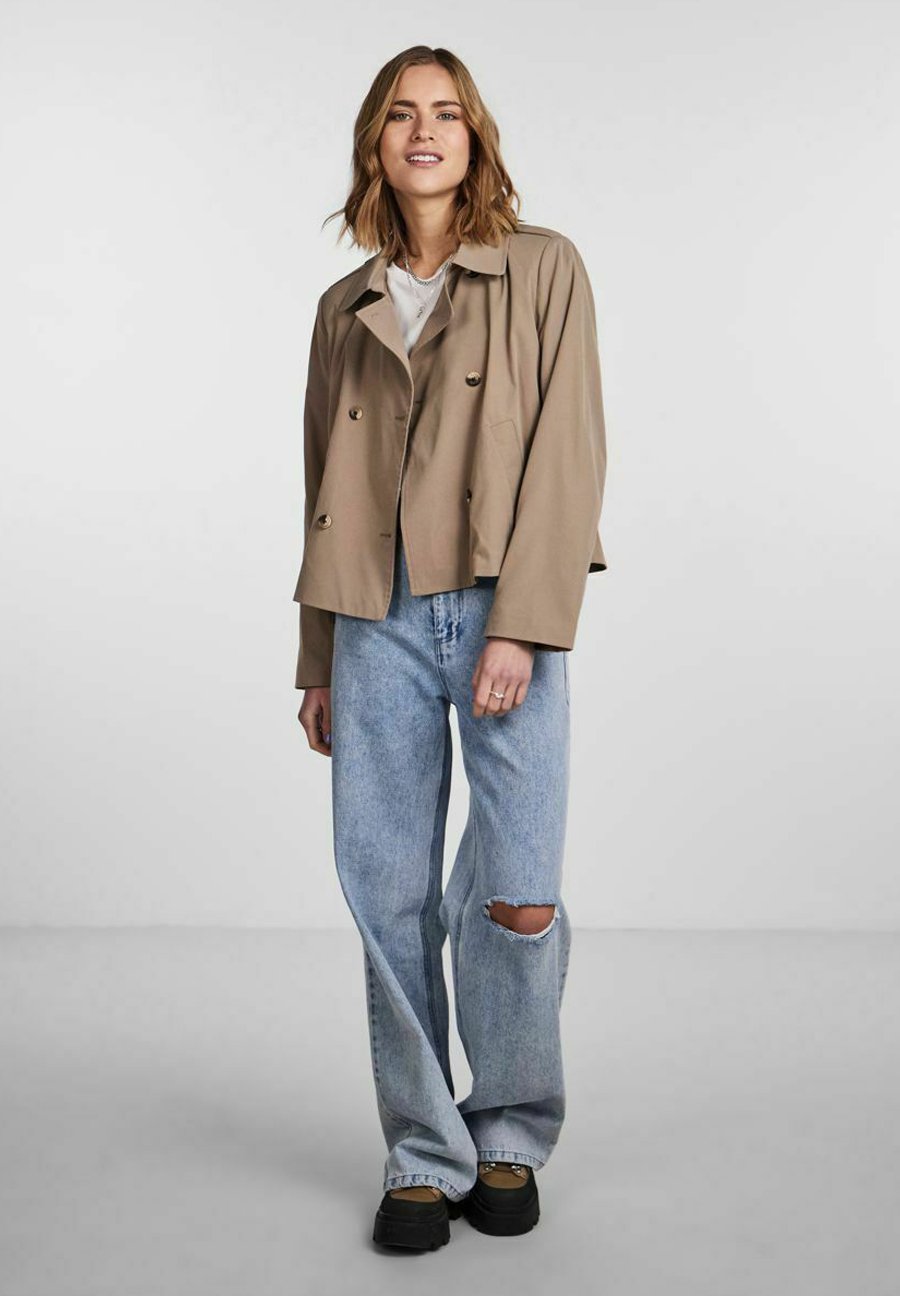 Schicker Damen Blazer Von PIECES - Elegant & Vielseitig