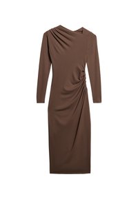 Brun långärmad klänning med draperad halsringning och rynkade sidodetaljer, tillverkad av mjukt tyg med en figurnära silhuett.