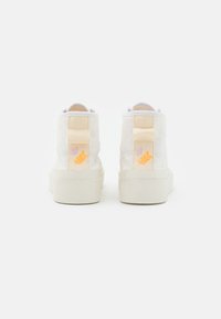 adidas Originals NIZZA BONEGA MID - Sneakers alte - crystal white/white/off white