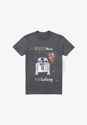 Dunkelgraues T-Shirt mit einem Cartoon-Roboter, der einen Blumenstrauß hält, und dem Text "Beste Mama der Galaxie" in verspielter weißer Schrift.