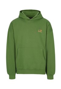 Grüne Kapuzenjacke aus weichem Stoff mit einer Kängurutasche vorne und einem kleinen grafischen Design auf der Brust.