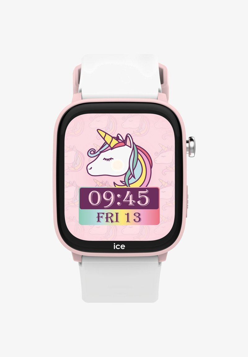 Montre connectée carrée rose avec un bracelet blanc. Le cadran présente une illustration de licorne et affiche l'heure 09:45 et la date, le tout stylé avec des couleurs pastel.