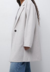PULL&BEAR Short coat - beige