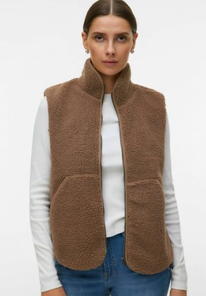 Vero Moda TEDDYFELL VMJOSEFINE - Weste - fossil