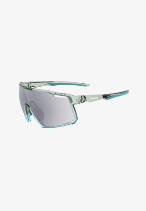 Przezroczyste sportowe okulary przeciwsłoneczne z turkusową ramką, dużymi szarymi przyciemnianymi soczewkami typu wraparound oraz logo "SINNER" na zauszniku i soczewce.