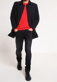 BOSS ATHLEISURE Jumper - light red