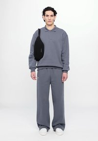 PANGAIA DNA STRAIGHT LEG TRACK UNISEX - Spodnji deli trenirk - atmosphere grey