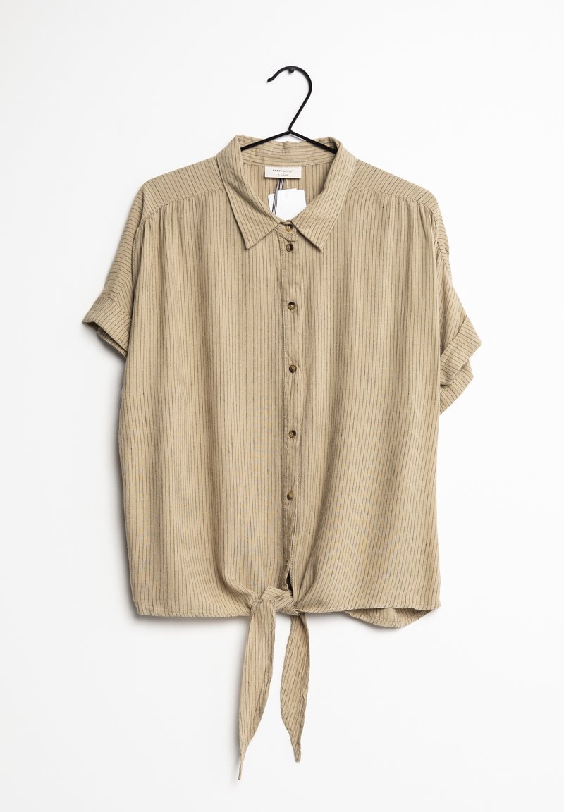 Blusa de manga corta beige con rayas verticales, cierre de botones y dobladillo delantero anudado. Hecha de tela ligera con un ajuste holgado.