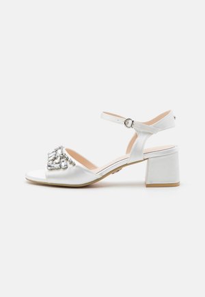 LUCY ICE - Sandalen - ivory