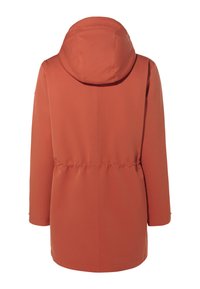 Cappotto impermeabile arancione con cappuccio, vita sagomata e maniche lunghe. Texture liscia, design semplice e senza chiusure visibili o motivi.