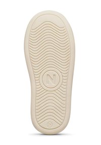 Suola di una scarpa, in gomma beige chiaro con una texture ondulata. Logo centrale "N" circondato, taglia "24" segnato sul fondo.