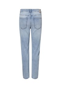 Ανοιχτό μπλε τζιν παντελόνι με ευθεία γραμμή, πέντε τσέπες και ξεθωριασμένη υφή. Η μέση διαθέτει λογότυπο στο πίσω μέρος.