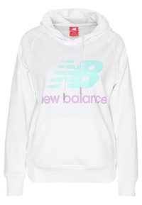 Felpa bianca New Balance con logo "NB" blu chiaro e testo "new balance" viola, dotata di tasca frontale e cappuccio con cordino.