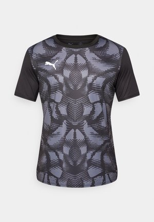 Kurzarm-Sportshirt in Schwarz und Grau mit einem strukturierten Schlangenhautmuster. Es hat einen Rundhalsausschnitt und ein kleines Puma-Logo in Weiß.