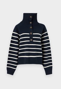 Pull en maille bleu marine avec des rayures horizontales blanches, col côtelé haut et cinq boutons bruns sur le devant.