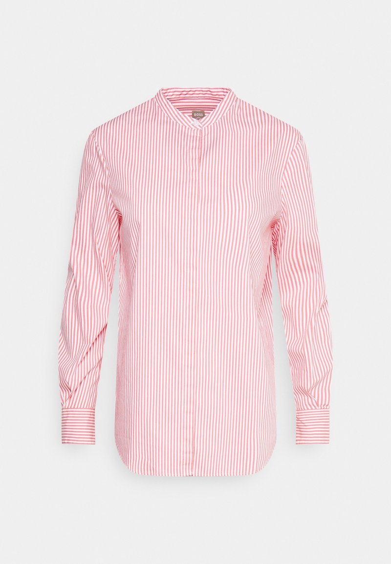 Camicia a maniche lunghe a righe verticali rosse e bianche con colletto alla coreana e bottoni frontali nascosti.