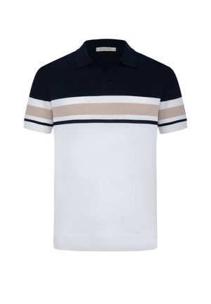 Kurzärmliges Poloshirt mit marineblauem Kragen und Passe, beige und marineblaue horizontale Streifen über Brust und Ärmeln, weißer Körper.