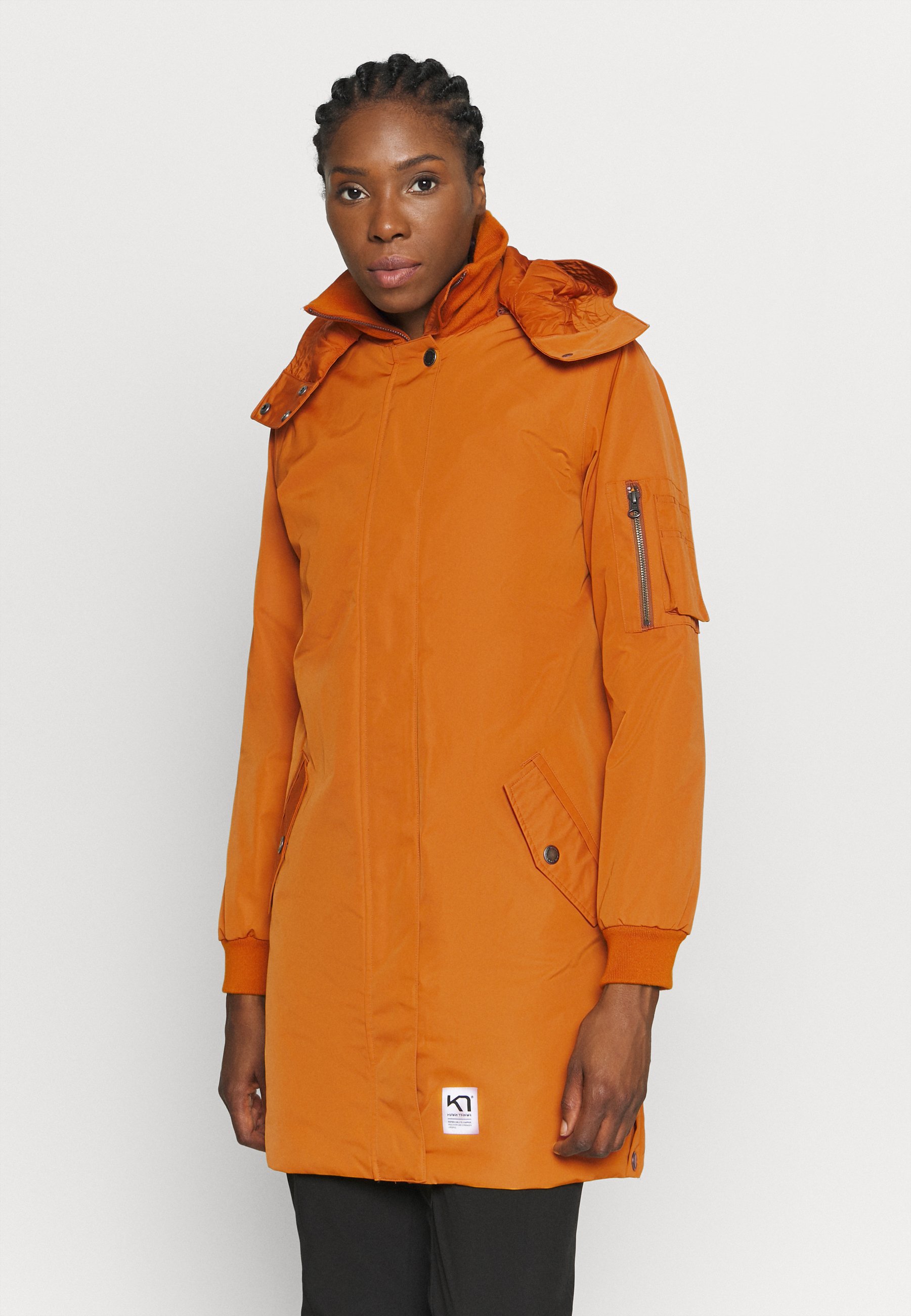 kari traa hjellane parka