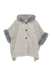 Grau kariertes Poncho mit einem grauen Kunstfellkragen und -manschetten, mit drei braunen Knöpfen an der Vorderseite und einem asymmetrischen Saum.