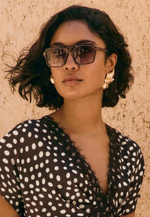 Friends Like These, SQUARE AVIATOR SUNGLASSES - Slnečné okuliare - brown