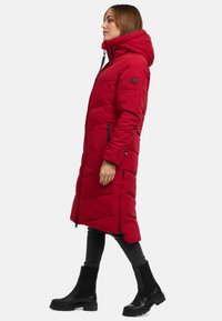 Marikoo Vinterfrakke - deep red