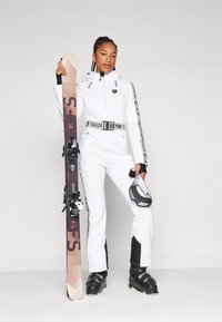 EA7 Emporio Armani SKI KITZBUHEL JUMPSUIT - Skafander - white