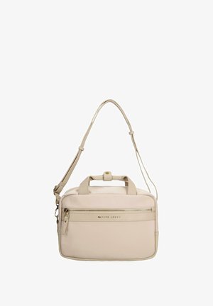 Bolso de hombro rectangular beige con bolsillo frontal con cremallera, asas cortas y correa ajustable, con la marca Pepe Jeans en el frente.