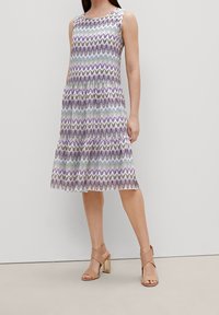 comma Robe de jour - coral