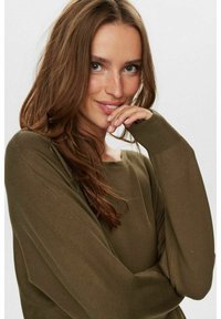 Nümph DAYA - NOOS - Pulover - kangaroo