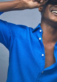Reiss REGULAR FIT - RUBAN BUTTON-THROUGH  - Skjorter - bright blue