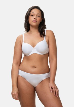 Hvid bh og matchende bikiniunderdel lavet af glat stof. Bh'en har formede skåle og justerbare stropper, med en lille udsmykning i midten.