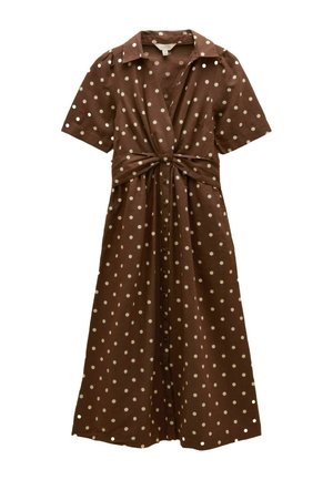 Braunes Midikleid mit weißen Punkten, kurzen Ärmeln, Kragen, Knopfleiste und einer Knoten-Detail am Taillenbereich.