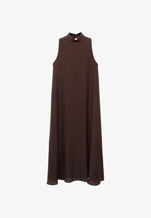 Abito senza maniche, lungo fino alla caviglia, realizzato in tessuto marrone scuro con finitura texture e colletto alto. Presenta una silhouette rilassata e fluida.