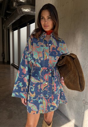 BELTED - Obleka iz džinsa - blue