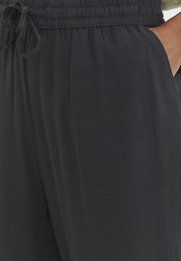 b.young BYMMJOELLA - Pantaloni - black
