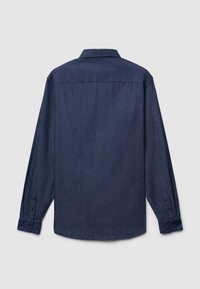 Camicia a maniche lunghe blu scuro con colletto classico, polsini con bottone e una superficie liscia. Presenta un orlo dritto e dettagli di cucitura minimi.