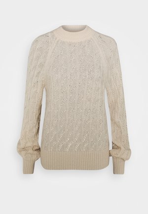 Beiger Strickpullover mit Kabelmuster, langen voluminösen Ärmeln, gerippten Bündchen und Saum sowie einem gerippten Rundhalsausschnitt.