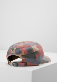 Flexfit LOW PROFILE CAMO - Sapka - roseblue