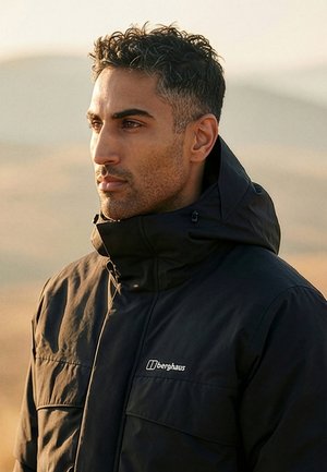 Berghaus FERNLY  - Sulemantel - black