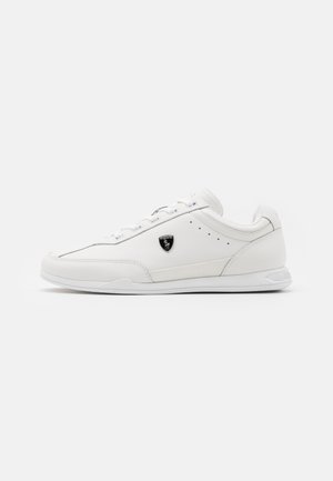 IRVINE LEATHER TRAINER - Sneakers - white
