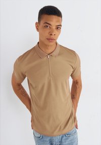 Selected Homme SLHFAVE ZIP - Polokošeľa - kelp